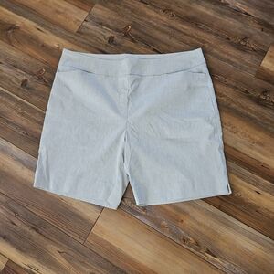 Hilary Radley Women's Soft Gray Shorts